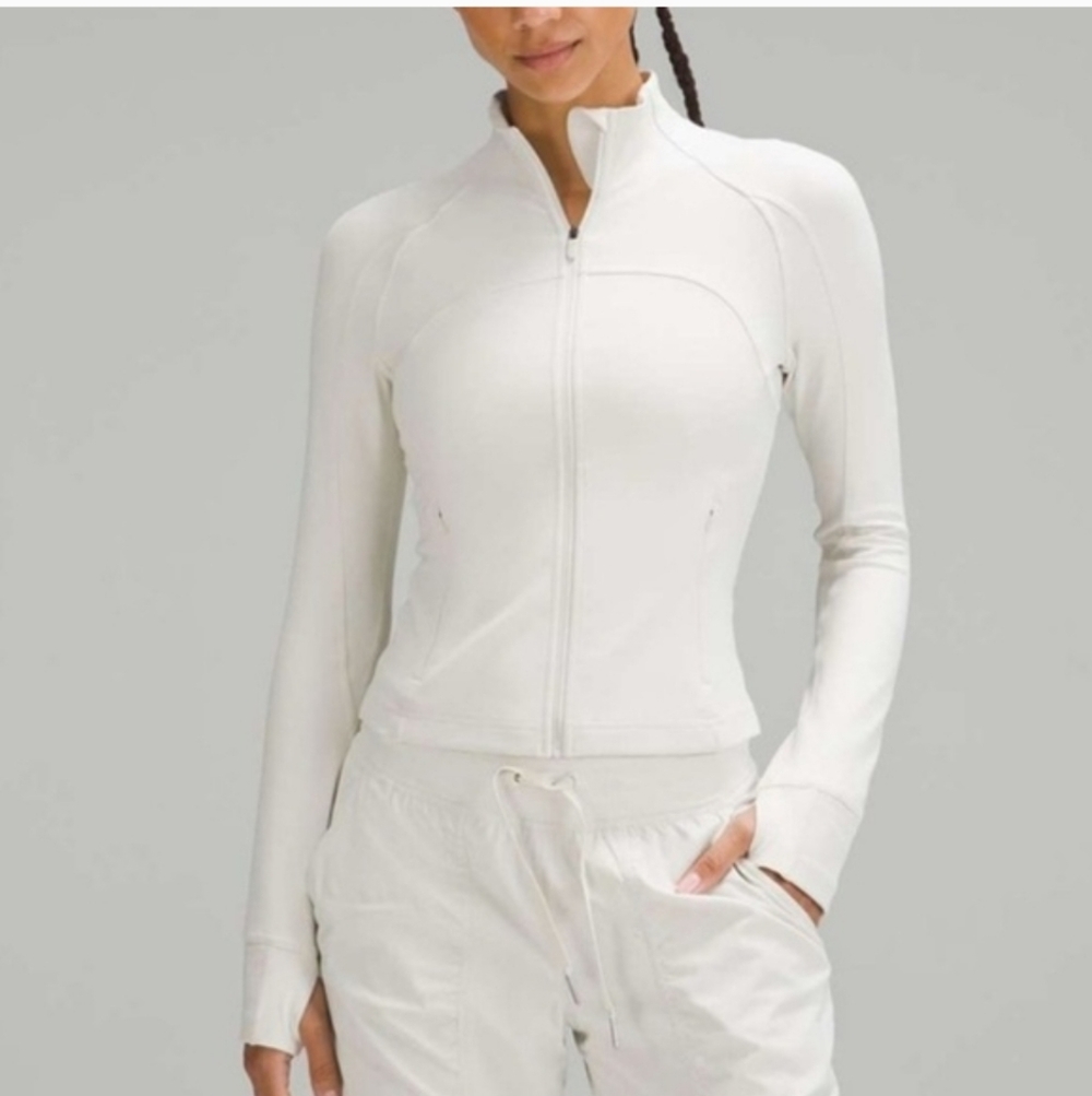 Lululemon Nulu Cropped Define Jacket in Bone